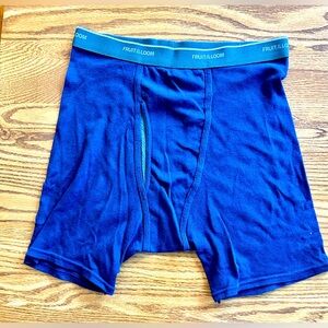 Men’s Fruit of the Loom 5 prs of boxer briefs size large